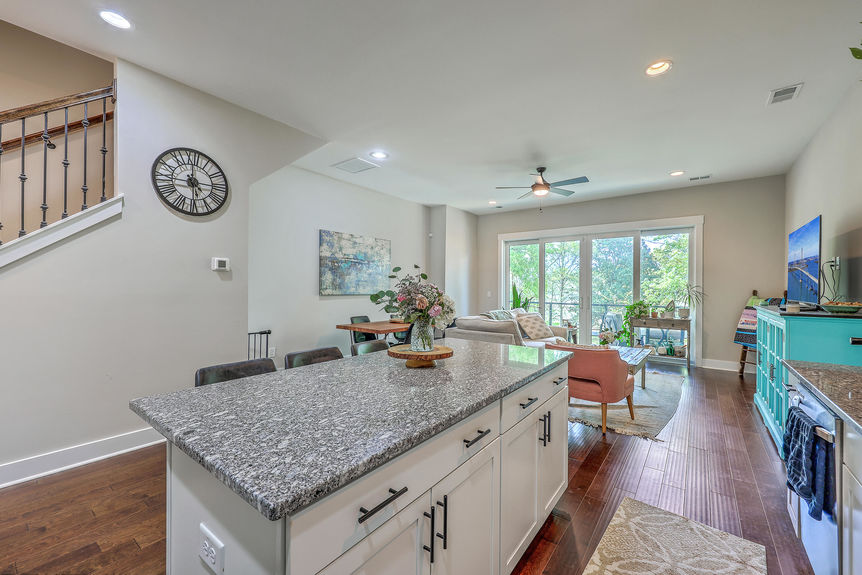 fb2f9a1b-ea0a-4ef2-9bd2-7f580b46ad9f