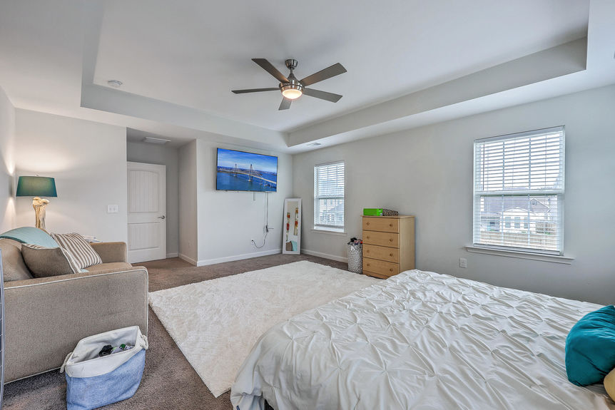 fbd5ce4b-049c-4a33-8455-d399bfd00361