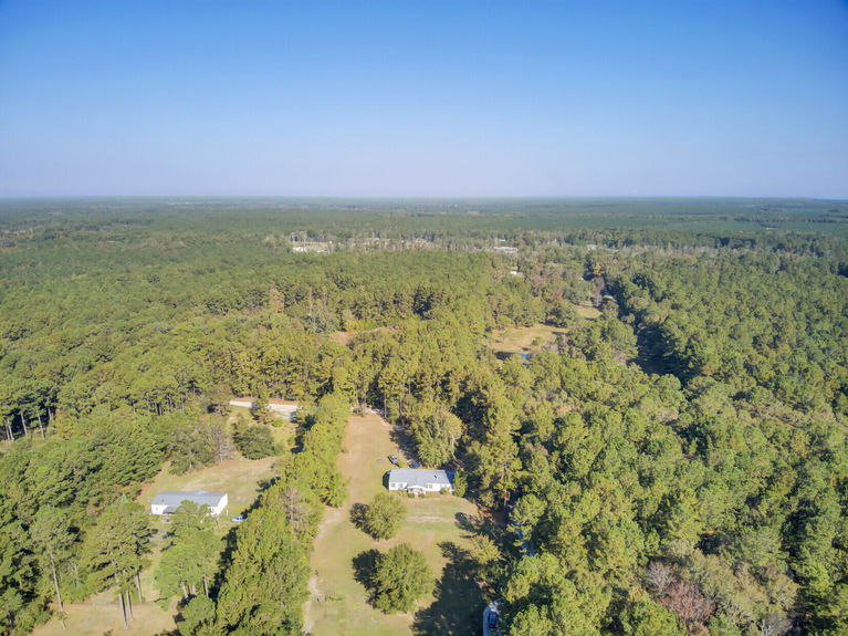 fe9b3977-91ec-4450-86d8-337aa1d03d55