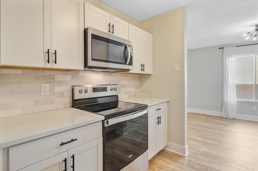 03f49f63-e750-40e4-9510-3897121d0fb7