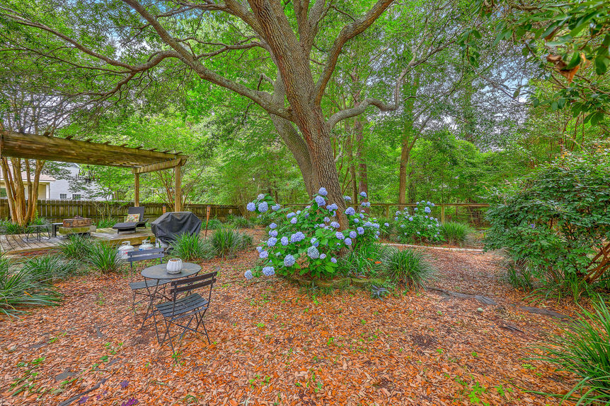 0b66c798-b3fc-4815-917c-261d2a61f6cd