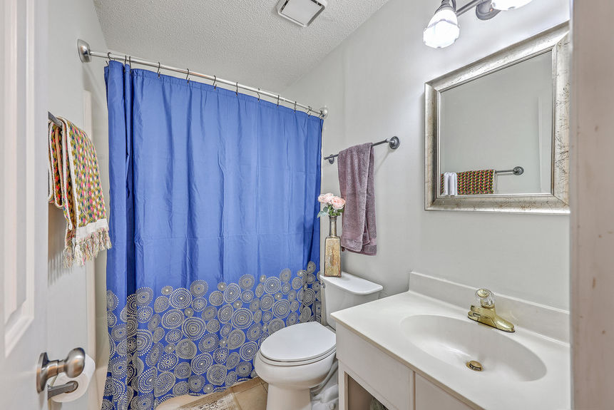 0c7cf29a-8d12-4d40-a25e-d868fe8393c8