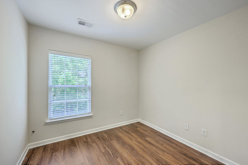 4b69b83e-8a65-418e-9459-b7f9c12d01cd