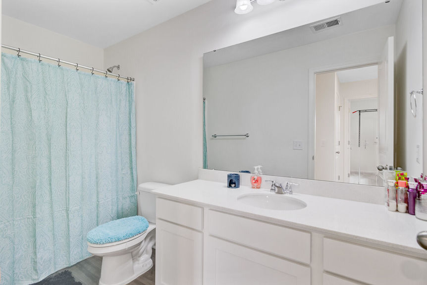 4fdc8653-b410-449a-a79d-7fc1b6bdddef