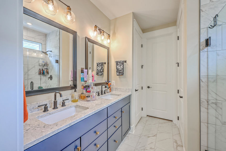 610c432f-1694-442b-a2ed-dfd5383656ed