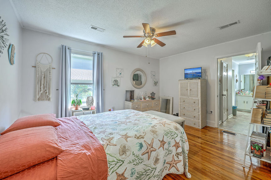 93ba5b77-a3bc-4766-b4b8-a1660deda4ae