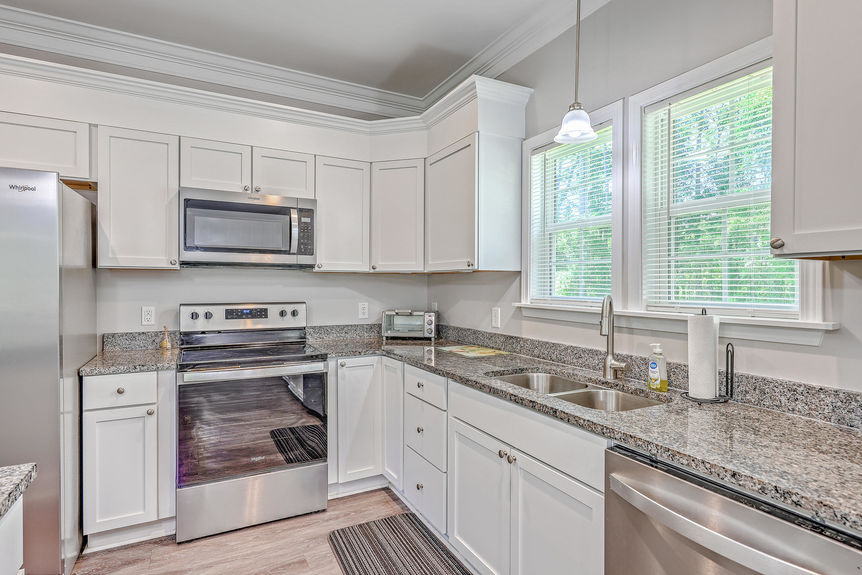 93c13b3f-0029-44c1-b9b4-3fc88df86f9e