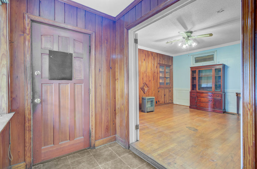 ab388281-0b6d-46eb-b5d4-421df39e09aa