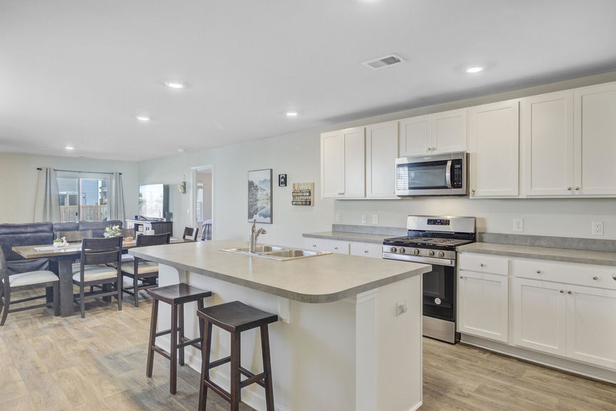 cfb11b20-8fee-4784-b81c-14dff77a8b2a