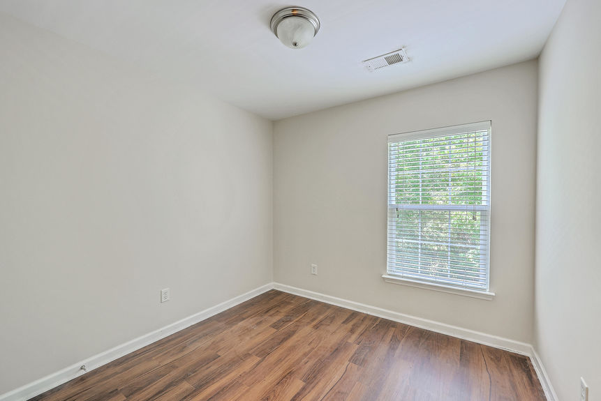 e258371e-9aa4-4d6b-9160-030d44a0f650