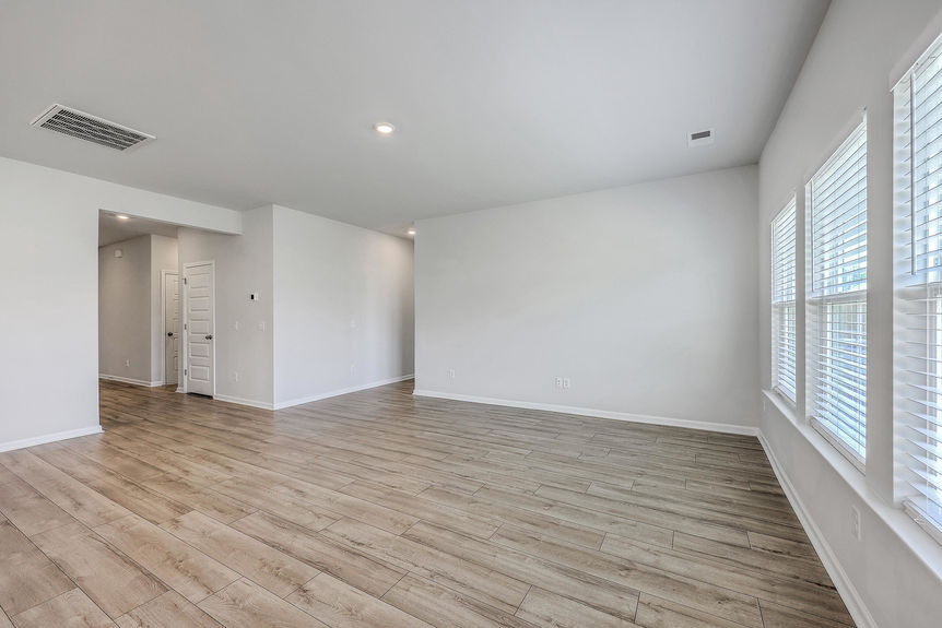 e54f30de-4504-4adb-9edb-f5ef3f641773