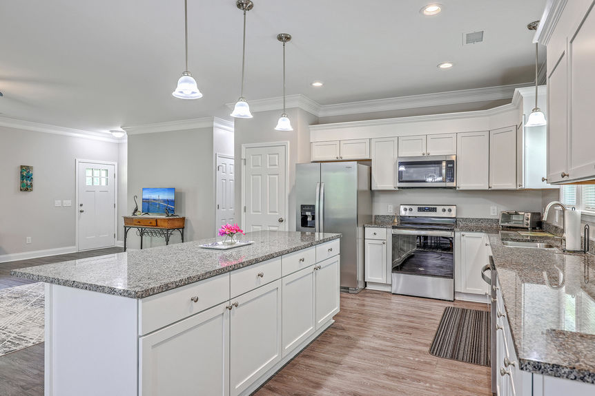 ec2f3495-bdfd-4f28-97d6-2e239f68700a