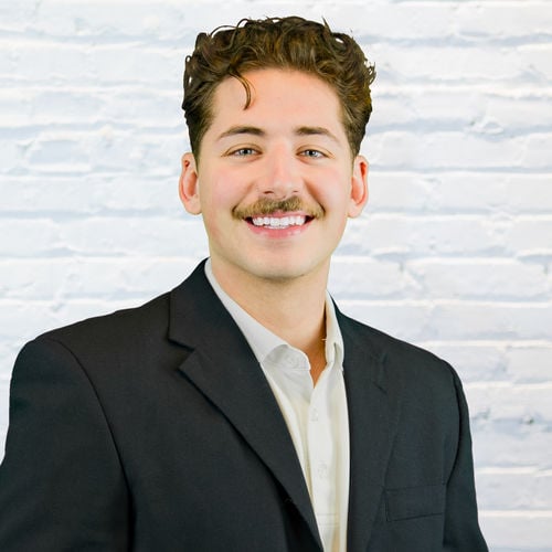 Alex Klosteridis Headshot Final (square)(jpg)
