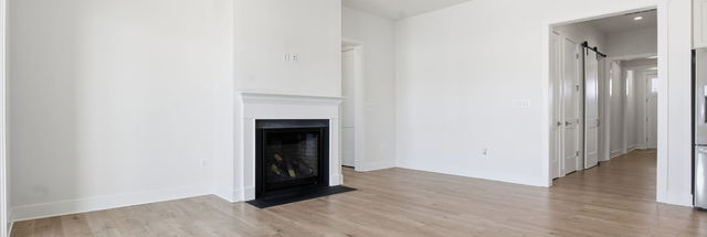 7-web-or-mls-013_ARH03694