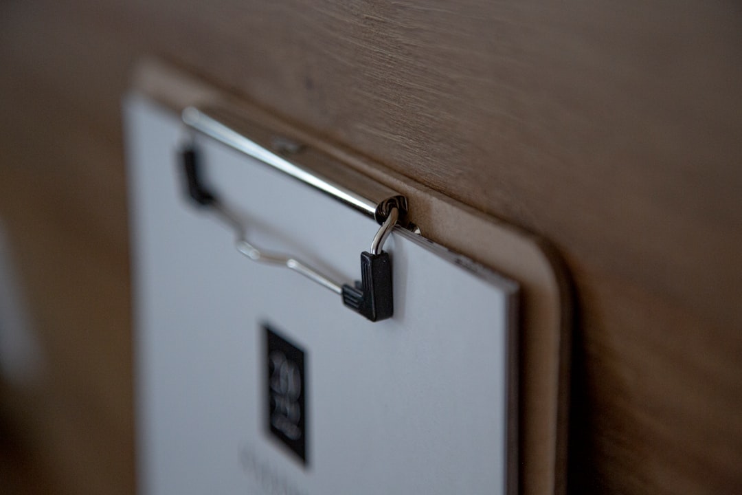 Home Inspection Checklist for Oregon Buyers — photo by Luba Ertel on Unsplash
