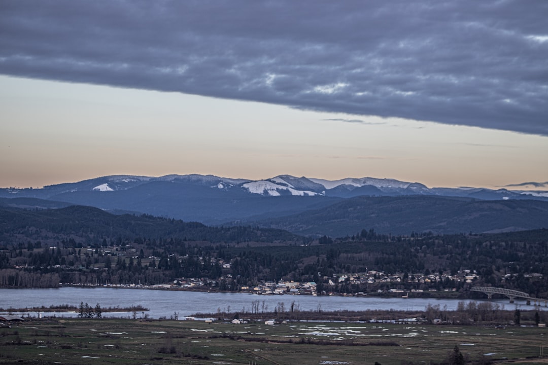 Middle Housing Is Slowly Reshaping Bend's Neighborhoods — photo by Peter Robbins on Unsplash