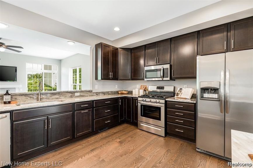 Uptown-Village-Kitchen