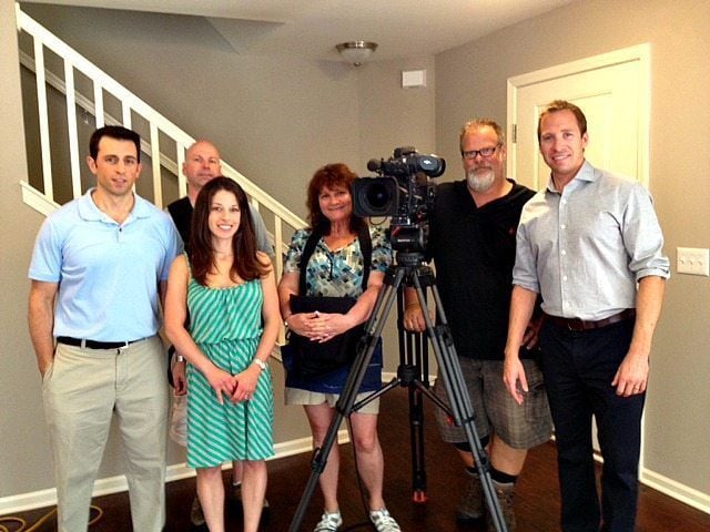House-Hunters-Crew