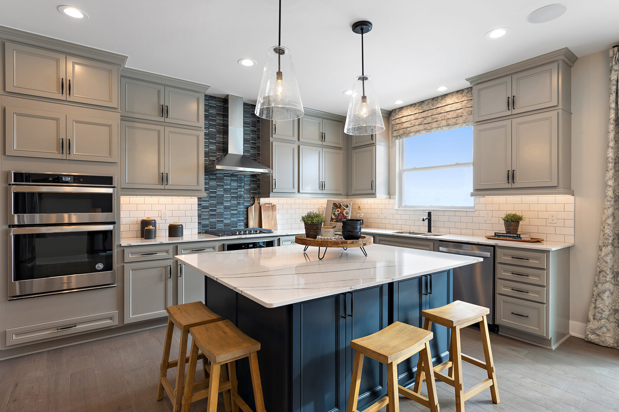 Stoney Creek Crosssing Kitchen Lombardo
