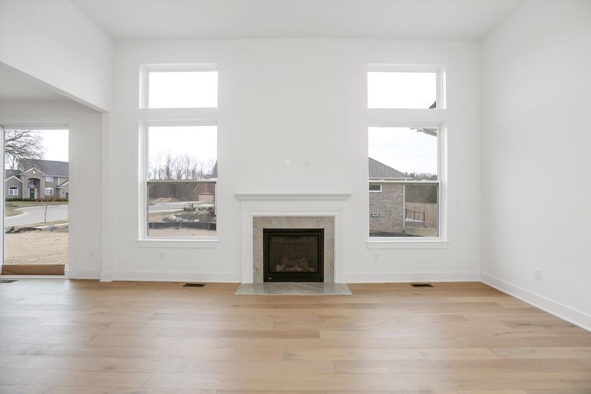 1933 Camrose Ct Fireplace