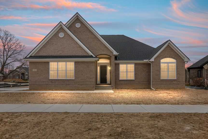 1933 Camrose Ct Twilight