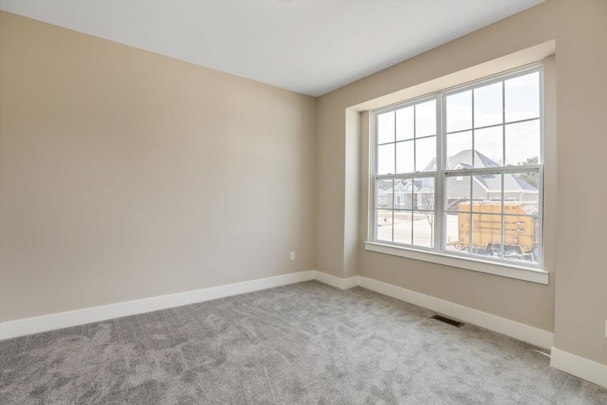 2674 Chisana Front Bedroom