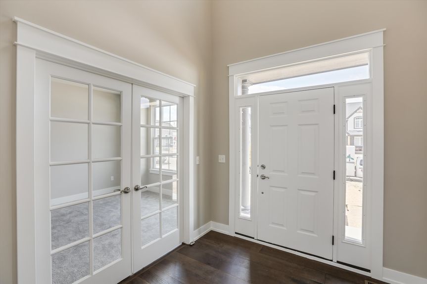 2674 Chisana Front Door and Study