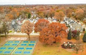 Alexander_Place_Park