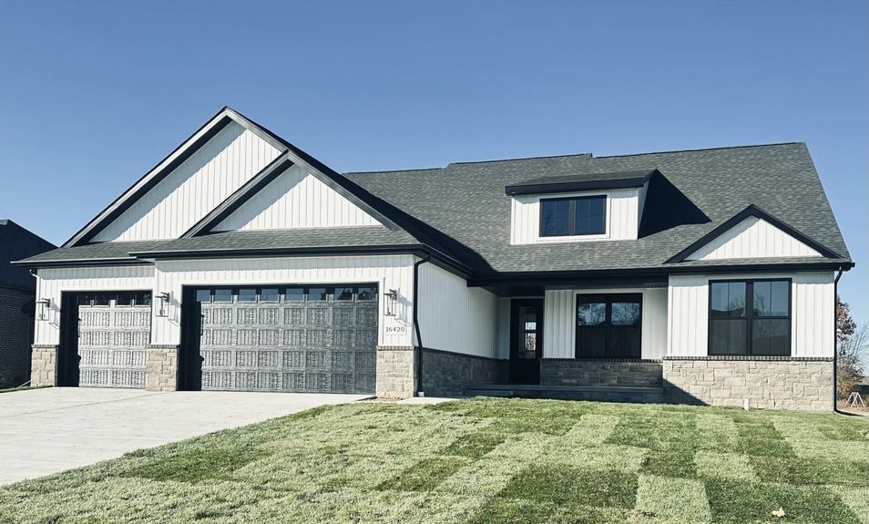 16420 Sleepy Hollow Exterior