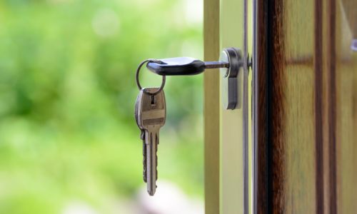 Two Common Myths That Are Holding Back Homebuyers