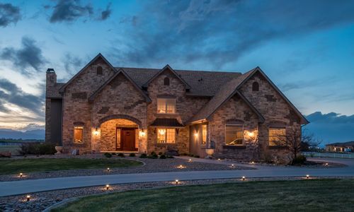 147 Commander Drive, Erie