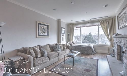 House of the Day – 1301 Canyon Blvd 204