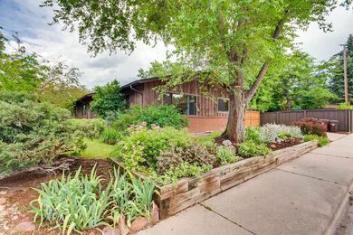 3800 Carlock Dr Boulder CO-large-002-2-Exterior Front-1500&#215;1000-72dpi