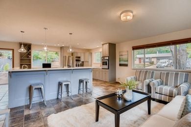 3800 Carlock Dr Boulder CO-large-005-20-Living Room-1500&#215;1000-72dpi