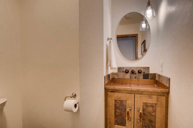 3800 Carlock Dr Boulder CO-large-012-9-Powder Room-1500&#215;1000-72dpi