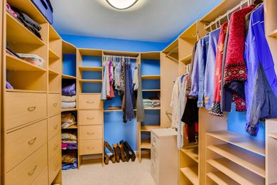 3800 Carlock Dr Boulder CO-large-017-28-Master Bedroom Closet-1500&#215;1000-72dpi