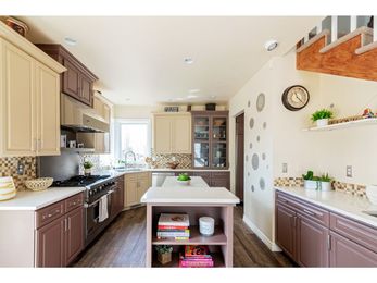 6820 Twin Lakes 705_