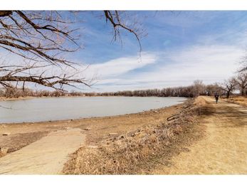 6820 Twin Lakes 906_