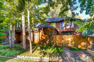 730 Grape Ave Boulder CO 80304-print-002-4-Exterior Front-2700&#215;1800-300dpi