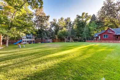 730 Grape Ave Boulder CO 80304-print-011-8-Community Park-2700&#215;1800-300dpi