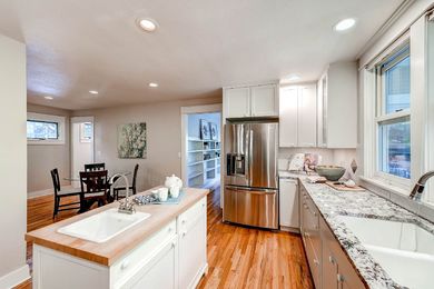 920 Grant Pl Boulder CO 80302-print-010-33-Kitchen-2700&#215;1802-300dpi