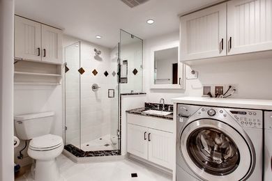 920 Grant Pl Boulder CO 80302-print-025-20-Lower Level Bathroom-2700&#215;1800-300dpi