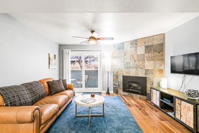 NEW_003-4654-White-Rock-Cir-1-Print