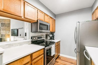 NEW_007-4654-White-Rock-Cir-1-Print