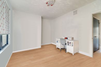 is109vwtu05ogdu75ke83ypy9fddxybtsc114z8s