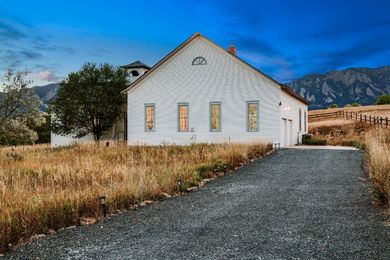 kyliefitts_1595scherryvale_02