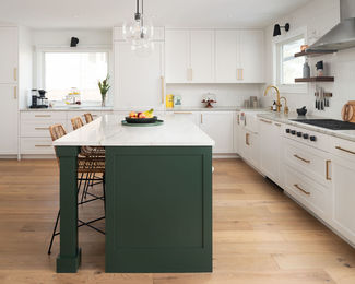 Hillsdale-Kitchen-4&#215;5-Crop