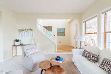 5386 Deer Creek_19 Living Room 2