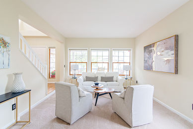 5386 Deer Creek_21 Living Room 1