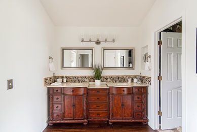 5386 Deer Creek_29 Master Bath 1